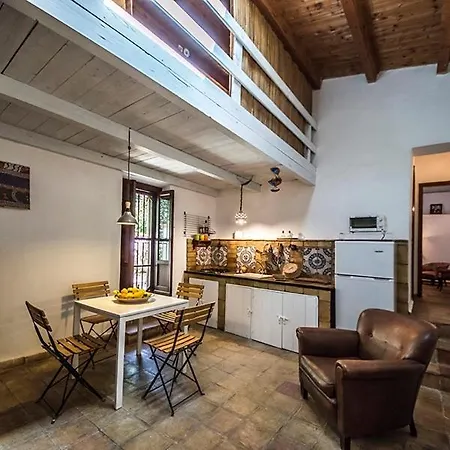 Parete Srl - Casa Laghetto * Terrasini